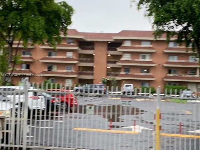 17650 NW 68th Ave A1005, Hialeah, FL 33015