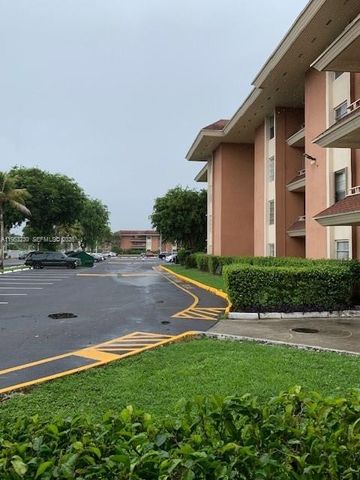 17650 NW 68th Ave A1005, Hialeah, FL 33015