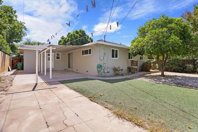 507 Gerard Dr, Lodi, CA 95242
