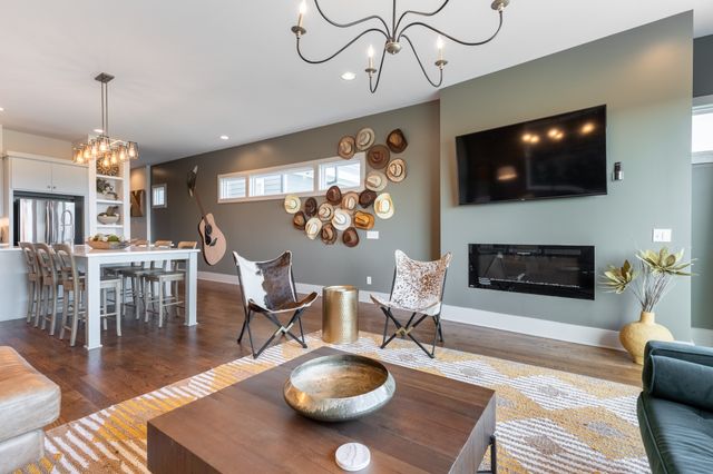 20 Fern Ave, Nashville, TN 37207