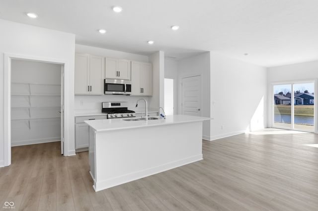 5291 Foxley Park Lane, Avon, IN 46123