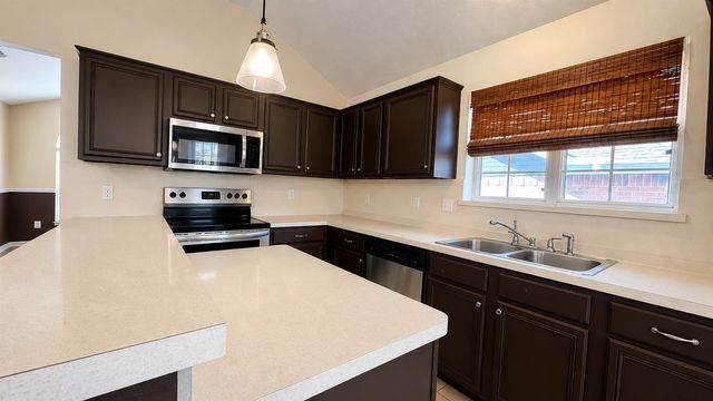 610 Brookside Drive, Cedar Hill, TX 75104