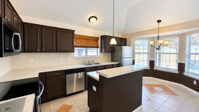 610 Brookside Drive, Cedar Hill, TX 75104
