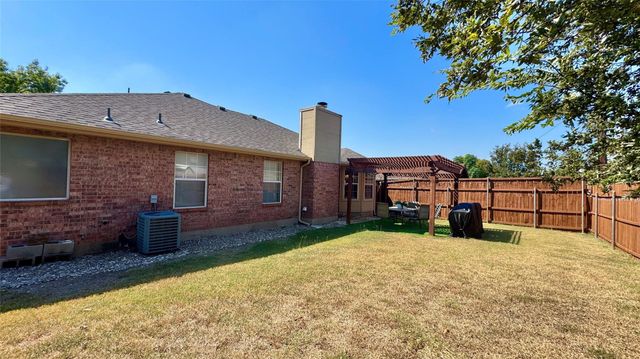 610 Brookside Drive, Cedar Hill, TX 75104