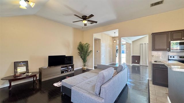 610 Brookside Drive, Cedar Hill, TX 75104