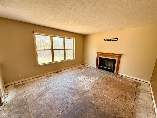 12409 Crystal Pointe Circle, Indianapolis, IN 46236