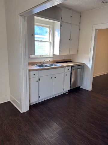 1643 PEARL AVENUE, Wichita Falls, TX 76301