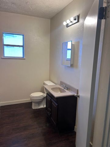 1643 PEARL AVENUE, Wichita Falls, TX 76301