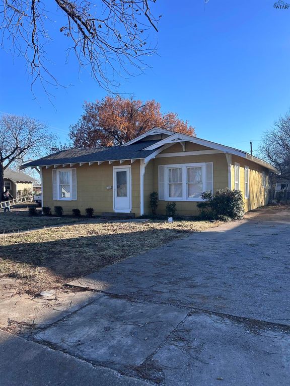 1643 PEARL AVENUE, Wichita Falls, TX 76301
