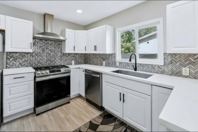 5203 W Mission Avenue, Fresno, CA 93722