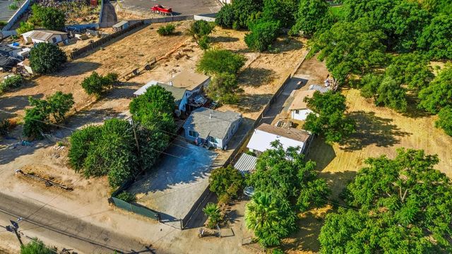 5203 W Mission Avenue, Fresno, CA 93722