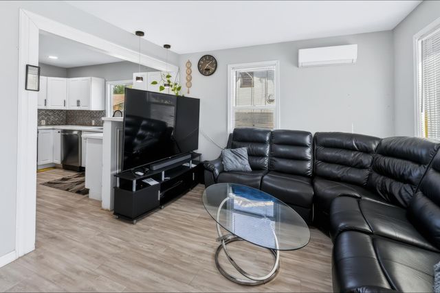5203 W Mission Avenue, Fresno, CA 93722