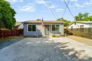 5203 W Mission Avenue, Fresno, CA 93722