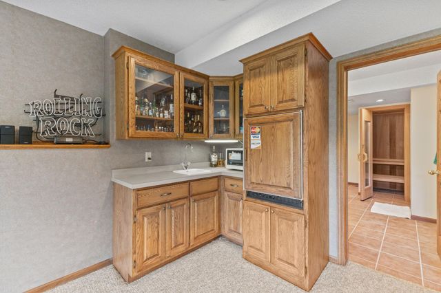 16943 Candlewood Parkway, Eden Prairie, MN 55347