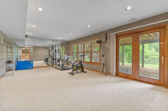 16943 Candlewood Parkway, Eden Prairie, MN 55347