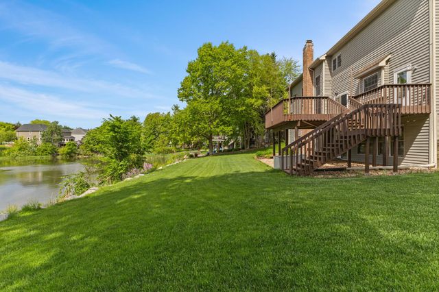 16943 Candlewood Parkway, Eden Prairie, MN 55347