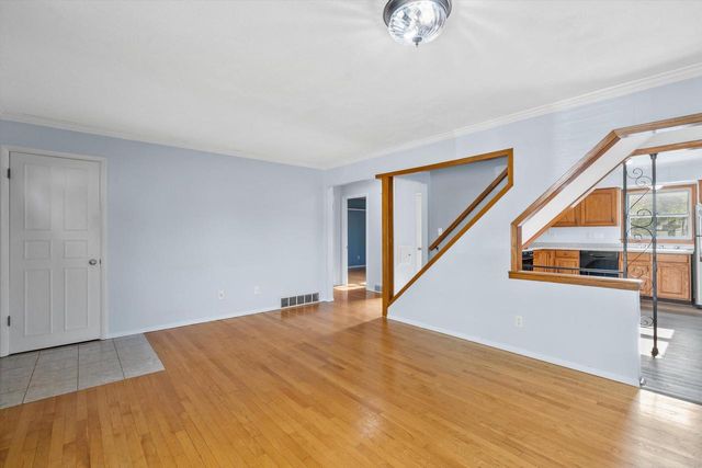 W150N8180 Manhattan DRIVE, Menomonee Falls, WI 53051