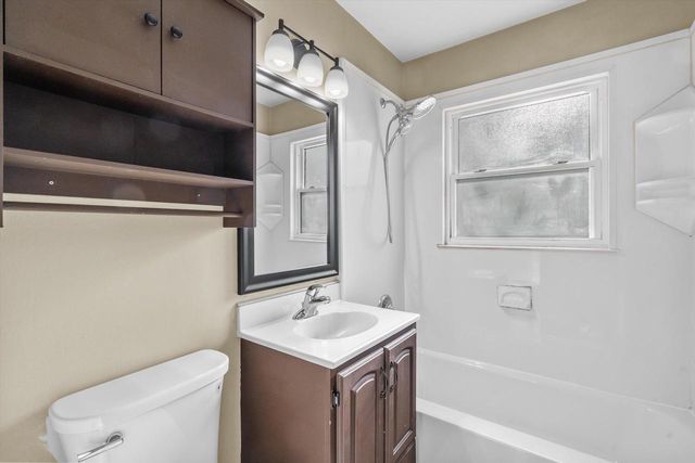 W150N8180 Manhattan DRIVE, Menomonee Falls, WI 53051