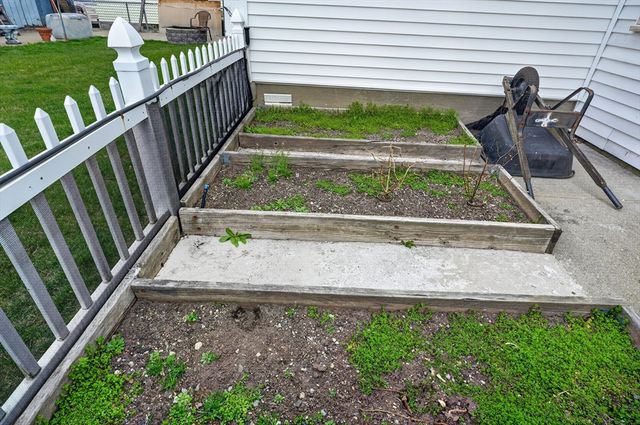 15 Manning, Marlborough, MA 01752