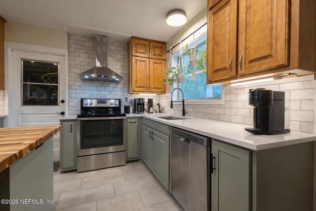5824 JOY Drive S, Jacksonville, FL 32244