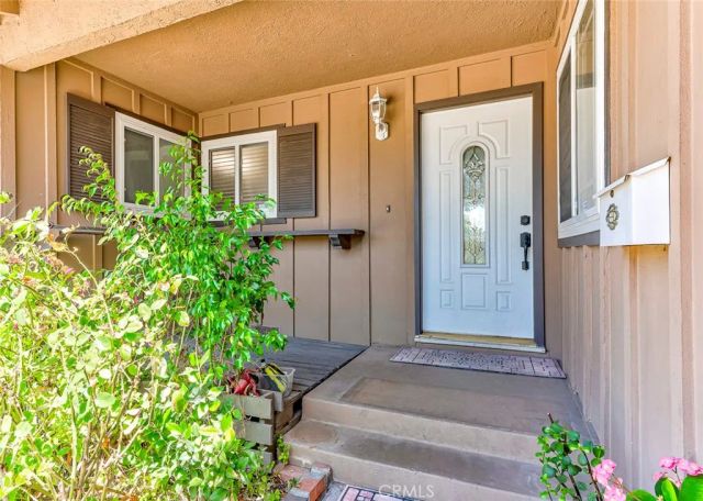 718 Meade Avenue, Fullerton, CA 92833
