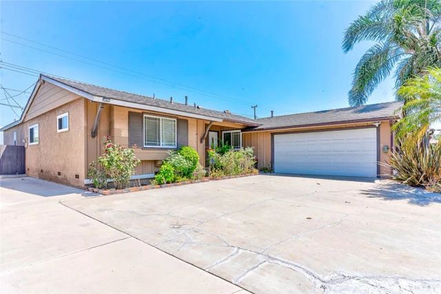 718 Meade Avenue, Fullerton, CA 92833