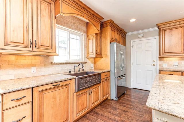 718 Meade Avenue, Fullerton, CA 92833