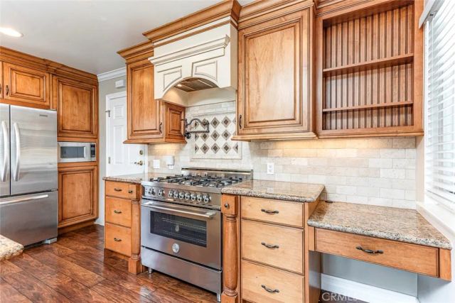 718 Meade Avenue, Fullerton, CA 92833