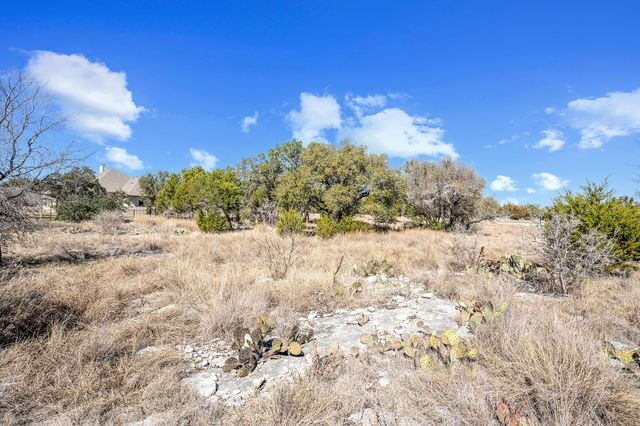 105 Rocky Summit CT, Spicewood, TX 78669