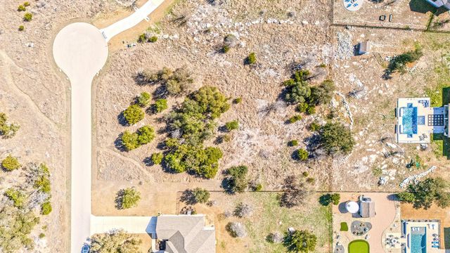 105 Rocky Summit CT, Spicewood, TX 78669