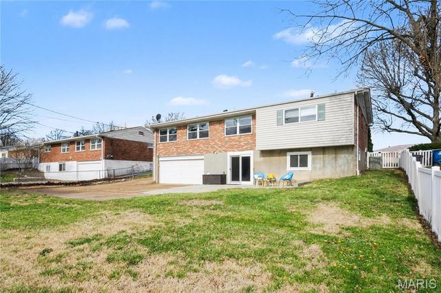 3608 Cordes Drive, Mehlville, MO 63125