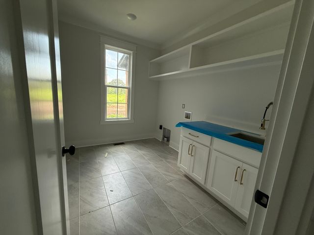 8249 Twelve Corners Rd, Lascassas, TN 37085