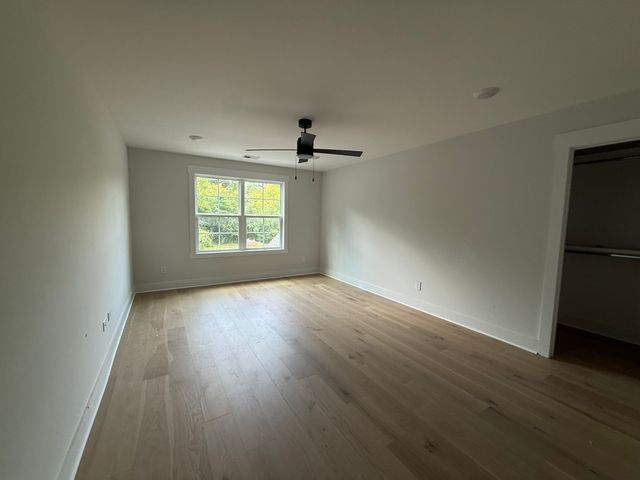 8249 Twelve Corners Rd, Lascassas, TN 37085