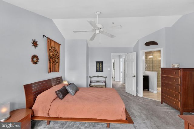 3821 DOMINION MILL DR, Alexandria, VA 22304