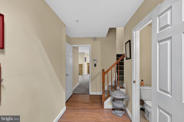 3821 DOMINION MILL DR, Alexandria, VA 22304