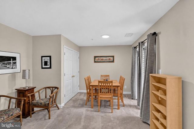 3821 DOMINION MILL DR, Alexandria, VA 22304