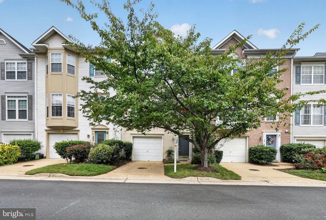 3821 DOMINION MILL DR, Alexandria, VA 22304