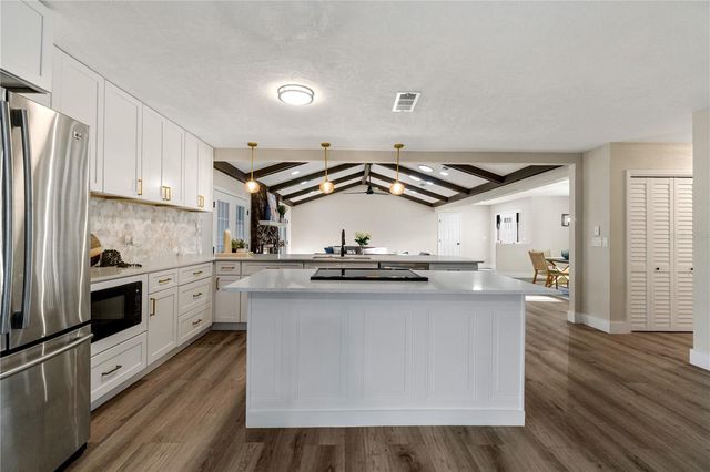 5391 NW 76TH COURT, Ocala, FL 34482