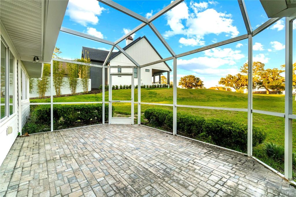 Image 13 of property listing at 5391 NW 76TH COURT, Ocala, FL 34482
