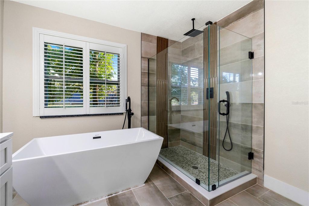 Image 19 of property listing at 5391 NW 76TH COURT, Ocala, FL 34482
