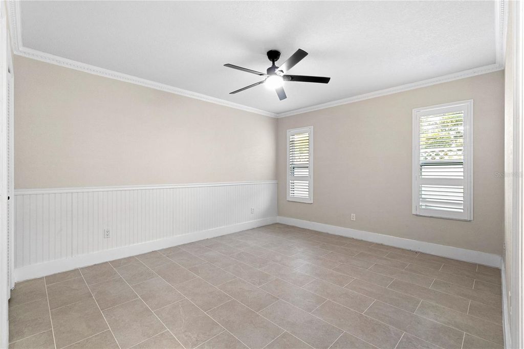 Image 21 of property listing at 5391 NW 76TH COURT, Ocala, FL 34482