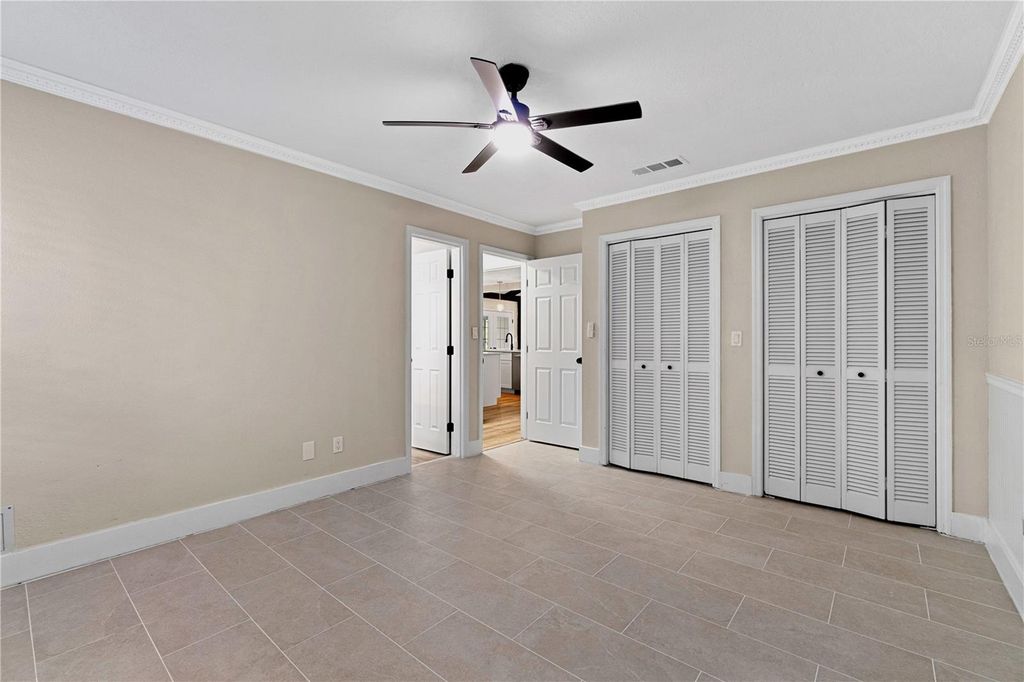 Image 22 of property listing at 5391 NW 76TH COURT, Ocala, FL 34482