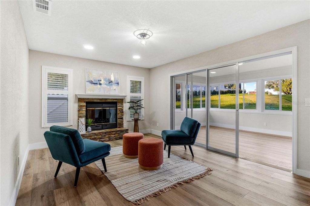 Image 8 of property listing at 5391 NW 76TH COURT, Ocala, FL 34482