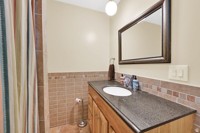 3825 N WESTWOOD DR, Pleasant View, UT 84414