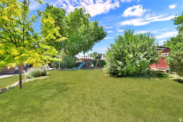 3825 N WESTWOOD DR, Pleasant View, UT 84414