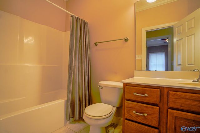 946 Tracey Lane SW, Decatur, AL 35601