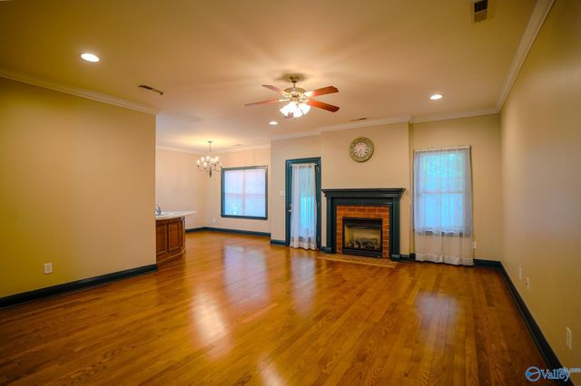 946 Tracey Lane SW, Decatur, AL 35601
