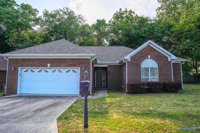 946 Tracey Lane SW, Decatur, AL 35601