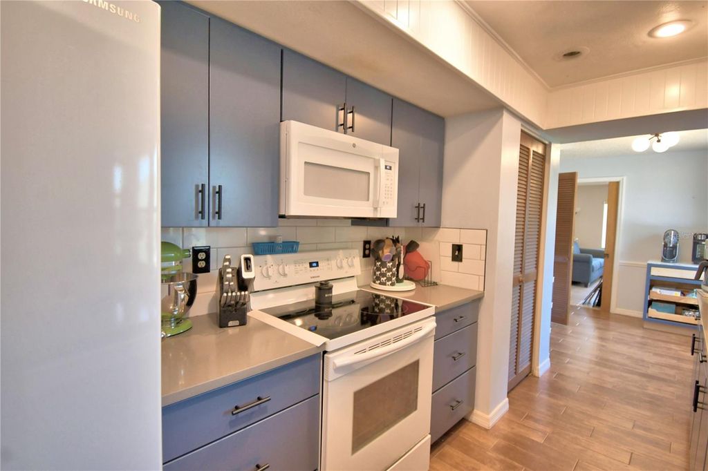 Image 33 of property listing at 3654 OPAL DRIVE, Mulberry, FL 33860