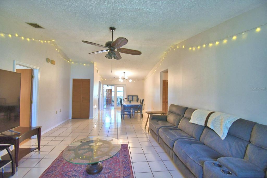 Image 7 of property listing at 3654 OPAL DRIVE, Mulberry, FL 33860